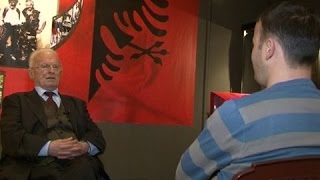 Demaçi: Dalja publike e UÇK-së madhështoi festën e flamurit