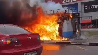 НОВОКУЗНЕЦК ГОРИТ КИОСК