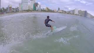 Green board  Nha Trang surfing in Vietnam. November 2017. Серфинг в Нячанге в ноябре 2017.