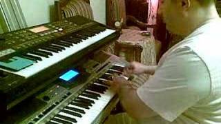 عازف أورج - ياماها 1000