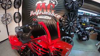 2016 HARLEY DAVIDSON ROAD KING FLHR, MG PERFORMANCE BAGGERS