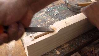 Ensamble De Madera Embutido