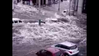 Tsunami Kesennuma 2011-03-11 (1/2) 津波　気仙沼