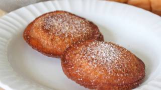 Fried Peanut Butter & Jelly Pinchy Pies! - Fried PB&J Donut-Like Object