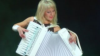 СМУГЛЯНКА-Самые красивые аккордеонистки России - дуэт"ЛюбАня" LA- COVER BAND [ОРИГИНАЛЬНЫЙ НОМЕР]