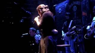 Νατάσσα Μποφίλιου & Γιάννης Χαρούλης live - Κοίτα εγώ