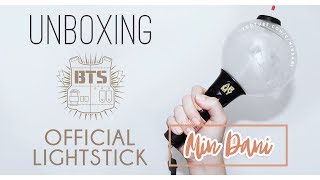 BTS 방탄소년단 OFFICIAL LIGHTSTICK Army Bomb + Batteries! (Sub Español)