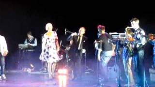 Лазарева, Шац и Пушной танцуют (Зомби из ящика, 03.04.2011)