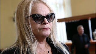 Раздавленная горем Долина разрыдалась у гроба Началовой