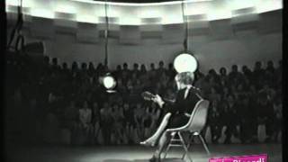 CATERINA CASELLI -  PER FARE UN UOMO di "F.Guccini"