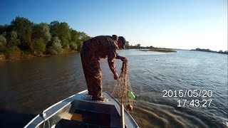 Мелиоративное траление на реке Сулак