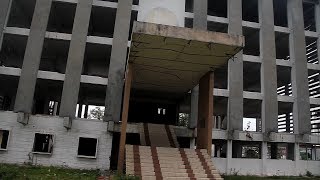 探索废弃的酒店 Abandoned Hotel