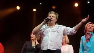 Виктор Салтыков ЖЖЁТ (женщины из зала) Планета КВН