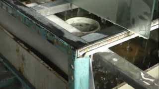 glass hand grinder.m2ts