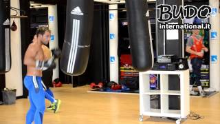 Vincenzo Mangiacapre - Allenamento al sacco (MI nov.2012)