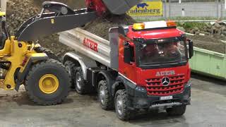 RC Truck Action! Trucks & Construction Fun on a amazing Parcours @ Messe Graz 2018