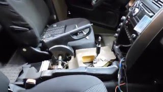 Как снять центральную консоль Кайрон. How to remove the center console.