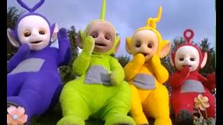 Bij het zwembad! En mroe dan 1 uur teletubbies!