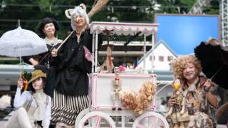 写真家：小杉朋子と、愉快な仲間たち－ＢＧＭ：泉貴子（二胡奏者）
