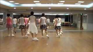 Hasta La Vista Senora Line Dance( Intermediate Cha Cha rhythm)