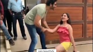Wow Kartik Aaryan fan girl proposed to him |latest