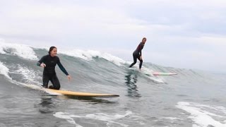 Bethany Hamilton & Leg Amputee Alyssa Cleland Share Inspiring Surf Session