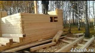 Монтаж бруса лебедкой при строительстве дома