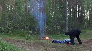 Отрезал голову в лесу