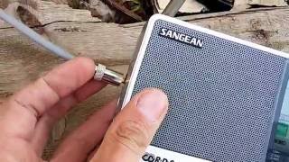 Sangean ATS-909X with external SW antenna and Balun 1:1 vs. telescopic built-in