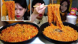 SUB 뭐가 더 맵지 불닭볶음면과 틈새라면 먹방 Mukbang