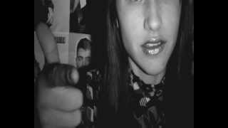 "Майли Сайрус Отстоооой!!!!!!!!!!!""Miley Cyrus awful! ! ! ! ! ! ! ! ! ! !"