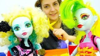 Видео для детей про куклы МонстерХай для девочек