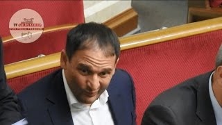 Нардеп Д. Добкин снова загадочно вел себя на заседании Рады