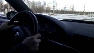 caliber Srt4 stage 1+ 350hp vs m5 e39 stage 2 524hp