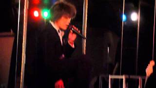 氷室京介のものまね　KISS ME　松山千秋（バンドー太郎）