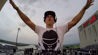 Hard Dance Music on top of a Nuclear Power Plant. LIVE.
