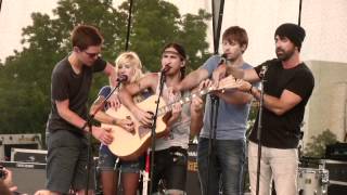 Walk Off The Earth - Somebody That I Used To Know (hometown show live @ SOM '12)