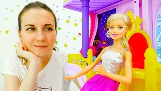 Куклы Барби - Собираемся на бал: платье и прическа.