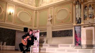 22.01. 2016 . Гала-концерт "Виртуозы гитары" Р Дьенс . Tango en skai. Исполняет Глеб Соколов.