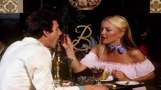 Crossdresser love businessmen Crossdressing fantasy story
