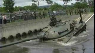 74式戦車　Type74  超貴重clip's 　「戦車潜水渡渉訓練」