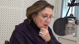 Алла Демидова читает стихи военных поэтов