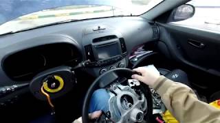 Видеообзор разборки руля Hyundai Elanra HD. Dismantling and disassembly of steering wheel.