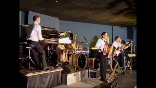 Vive l'Auvergne par Jean Pierre COUSTEIX & son orchestre