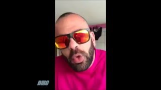 ΔΕΙΤΕ ΤΙ ΠΑΘΑΙΝΕΙ ΠΑΚΙΣΤΑΝΟΣ ΠΟΥ ΚΟΙΜΑΤΑΙ ΣΤΟ ΓΡΑΦΕΙΟ ΤΟΥ ΑΦΕΝΤΙΚΟΥ ΤΟΥ