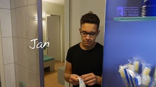 Folge16: Jan von der Kieferorthopädie Dr. Fricke & Dr. Ritschel zeigt, wie Gummis einsetzt werden.