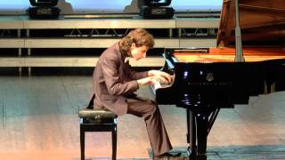 Д. Лигети. Этюд No10, «Ученик чародея»\  Ligeti Etude No. 10, "Der Zauberlehrling"