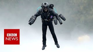 'Iron man' flight sets first world record - BBC News