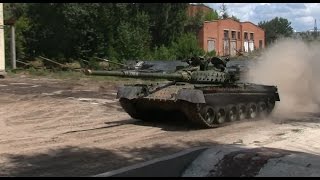 Тест-драйв танка Т-80: 45 км/час на полигоне