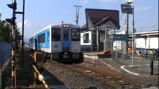 JR左沢線南寒河江駅を発車するキハ101形普通山形行き